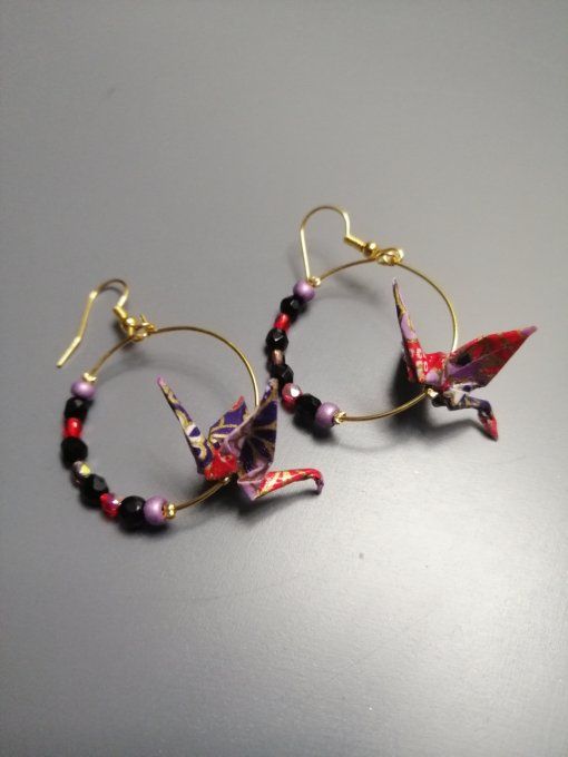 Boucles d'oreilles - grues sur grandes créoles + perles
