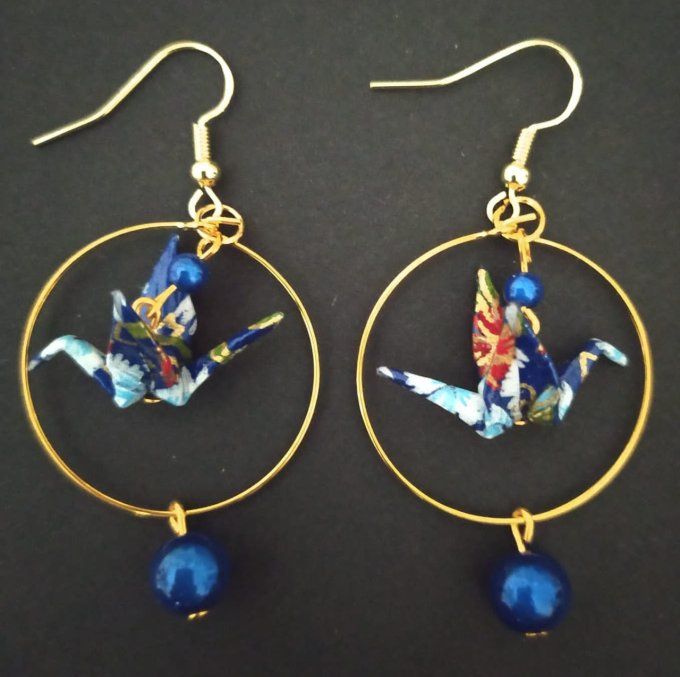Boucles d'oreilles - grues dans grandes créoles + perles